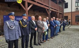 Święto Policji w Działdowie: honor, pamięć i stuprocentowe zaangażowanie w bezpieczeństwo mieszkańców
