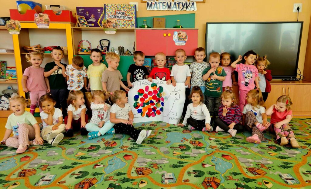 grupa przedszkolaków z Przedszkola nr 3 w Działdowie