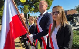 Pamięć, która nie wygaśnie. W Działdowie odsłonięto nowy obelisk ku czci Ofiar obozu Soldau