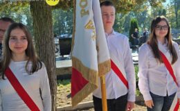 Pamięć, która nie wygaśnie. W Działdowie odsłonięto nowy obelisk ku czci Ofiar obozu Soldau