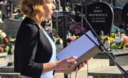 Pamięć, która nie wygaśnie. W Działdowie odsłonięto nowy obelisk ku czci Ofiar obozu Soldau