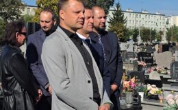 Pamięć, która nie wygaśnie. W Działdowie odsłonięto nowy obelisk ku czci Ofiar obozu Soldau