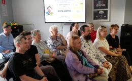 Wieczór pełen poezji i wzruszeń. Promocja tomiku Zofii Hoffer w Miejskiej Bibliotece Publicznej