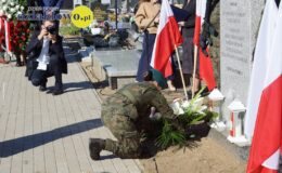 Pamięć, która nie wygaśnie. W Działdowie odsłonięto nowy obelisk ku czci Ofiar obozu Soldau