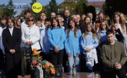 Pamięć, która nie wygaśnie. W Działdowie odsłonięto nowy obelisk ku czci Ofiar obozu Soldau