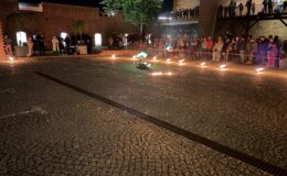 Magia ognia na zamkowym dziedzińcu. Za nami Działdowski Festiwal Ogniowy 2026