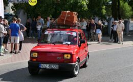 Rekordowa frekwencja i zabytkowe pojazdy. Za nami X jubileuszowy Zlot Pojazdów Zabytkowych i XI Jarmark w Działdowie