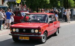 Rekordowa frekwencja i zabytkowe pojazdy. Za nami X jubileuszowy Zlot Pojazdów Zabytkowych i XI Jarmark w Działdowie