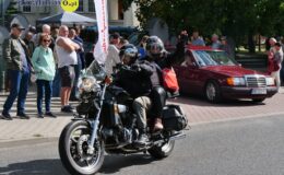 Rekordowa frekwencja i zabytkowe pojazdy. Za nami X jubileuszowy Zlot Pojazdów Zabytkowych i XI Jarmark w Działdowie