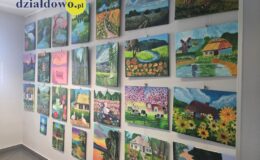 Sztuka, natura i muzyka. Za nami inspirujący wernisaż w bibliotece