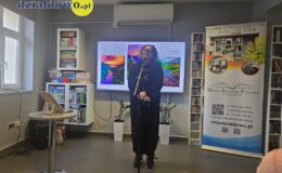 Sztuka, natura i muzyka. Za nami inspirujący wernisaż w bibliotece