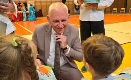 Uroczysty Dzień Edukacji Narodowej i ślubowanie pierwszoklasistów w działdowskiej „Jedynce”