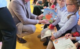 Uroczysty Dzień Edukacji Narodowej i ślubowanie pierwszoklasistów w działdowskiej „Jedynce”
