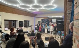 Blisko 50 uczestników na Warsztatach Wokalnych „Twórcze Działdowo”. Zajęcia poprowadziła Monika Mimi Wydrzyńska