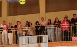 Wielki dzień w „Trójce”. Pierwszoklasiści oficjalnie włączeni w poczet uczniów Szkoły Podstawowej nr 3