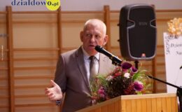 Uroczysty Dzień Edukacji Narodowej i ślubowanie pierwszoklasistów w działdowskiej „Jedynce”