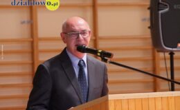 Uroczysty Dzień Edukacji Narodowej i ślubowanie pierwszoklasistów w działdowskiej „Jedynce”