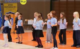 Uroczysty Dzień Edukacji Narodowej i ślubowanie pierwszoklasistów w działdowskiej „Jedynce”