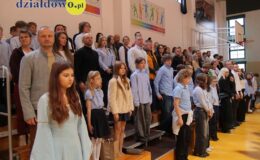 Uroczysty Dzień Edukacji Narodowej i ślubowanie pierwszoklasistów w działdowskiej „Jedynce”