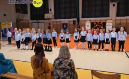 Uroczysty Dzień Edukacji Narodowej i ślubowanie pierwszoklasistów w działdowskiej „Jedynce”