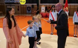 Uroczysty Dzień Edukacji Narodowej i ślubowanie pierwszoklasistów w działdowskiej „Jedynce”